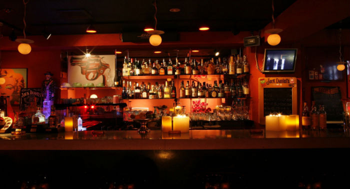 BAR BOOZER 六本木のバー　ブーザー